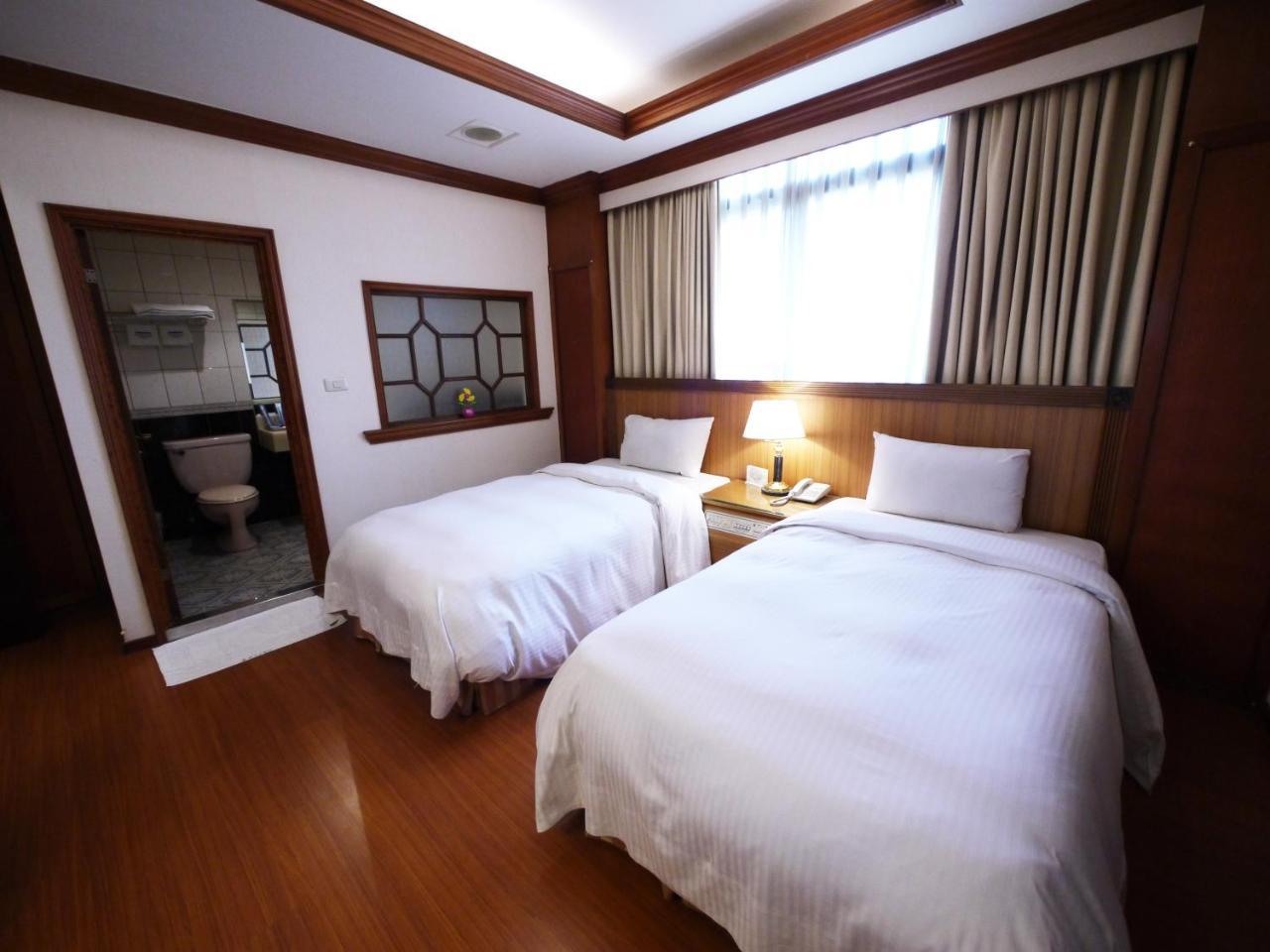 Emperor Hotel Kaohsziung Kültér fotó