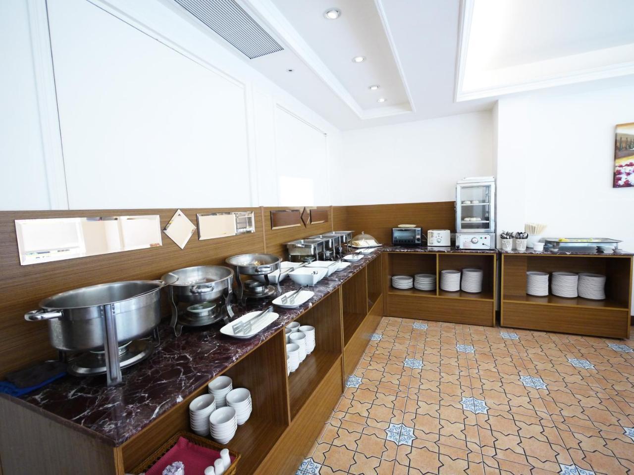 Emperor Hotel Kaohsziung Kültér fotó